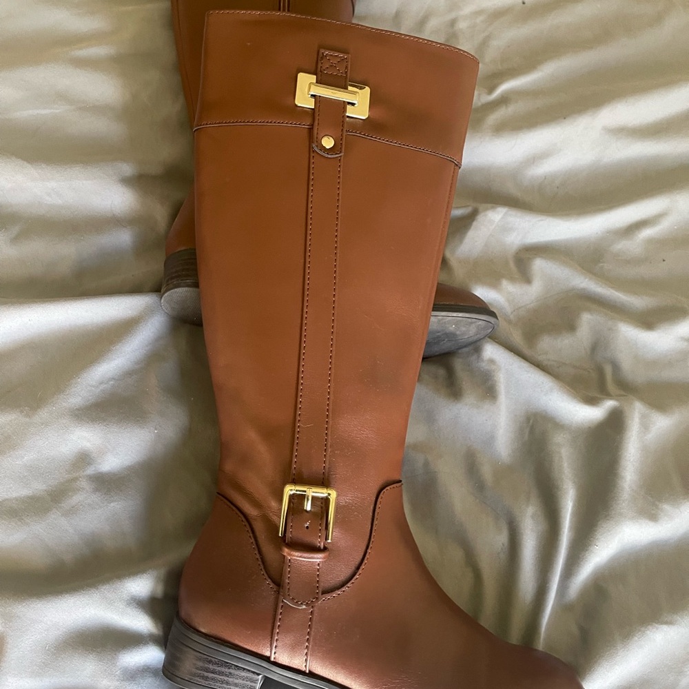 Women’s riding boots